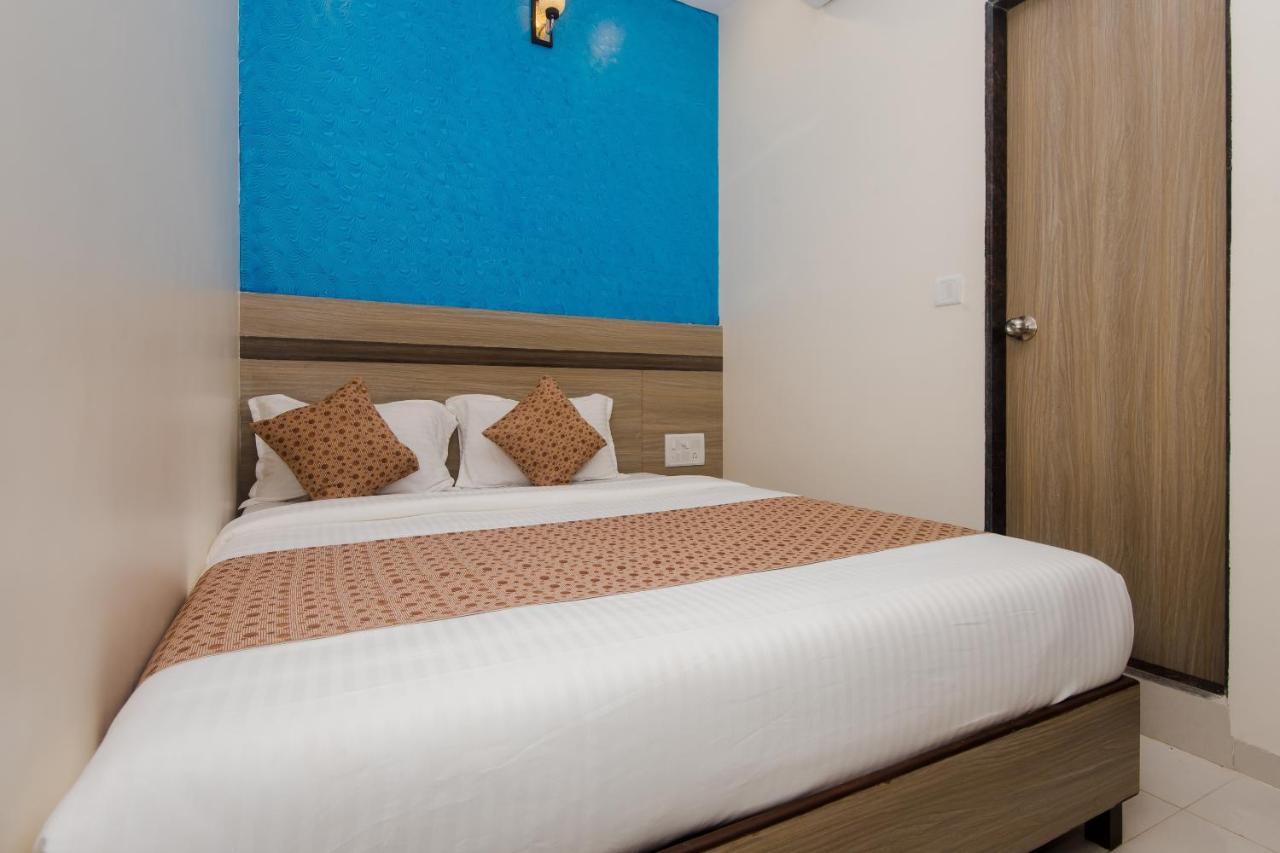 Oyo 14056 Golden Arch Hotel Mumbai Exterior photo