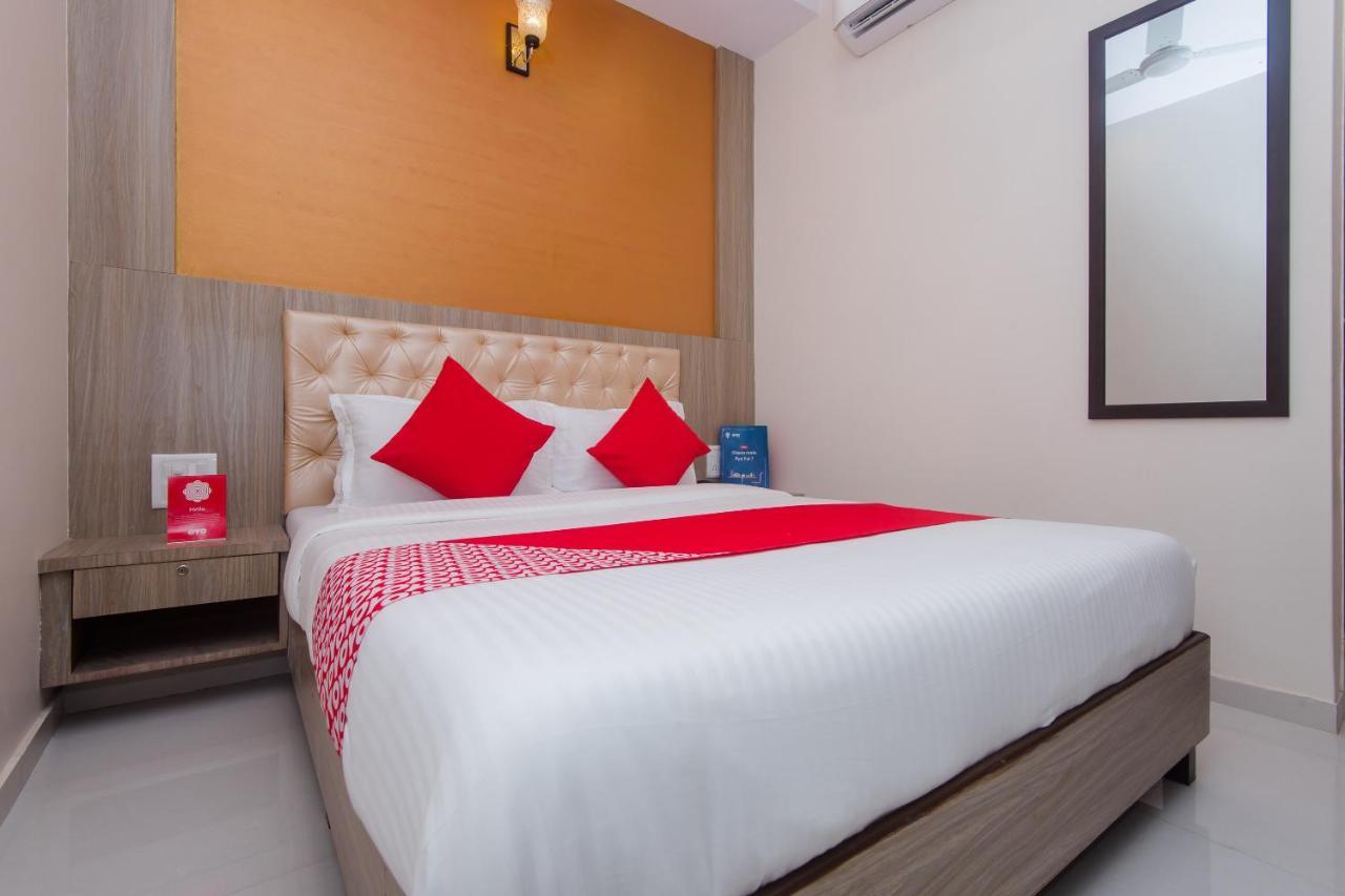 Oyo 14056 Golden Arch Hotel Mumbai Exterior photo
