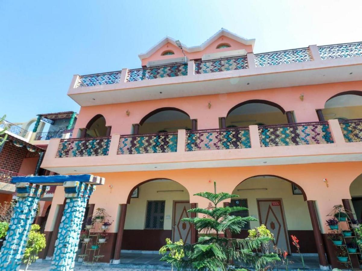 Oyo 14056 Golden Arch Hotel Mumbai Exterior photo